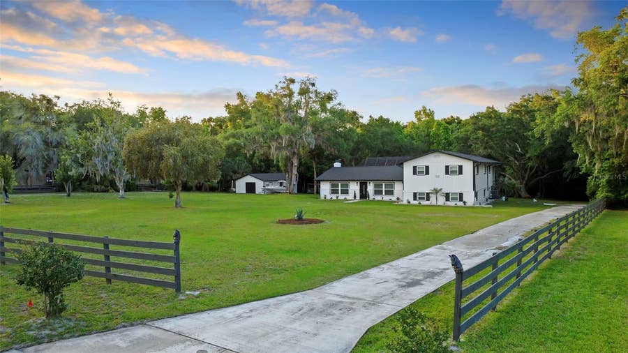 Property photo for 155 E COUNTRY CIRCLE DRIVE E, Port Orange, FL