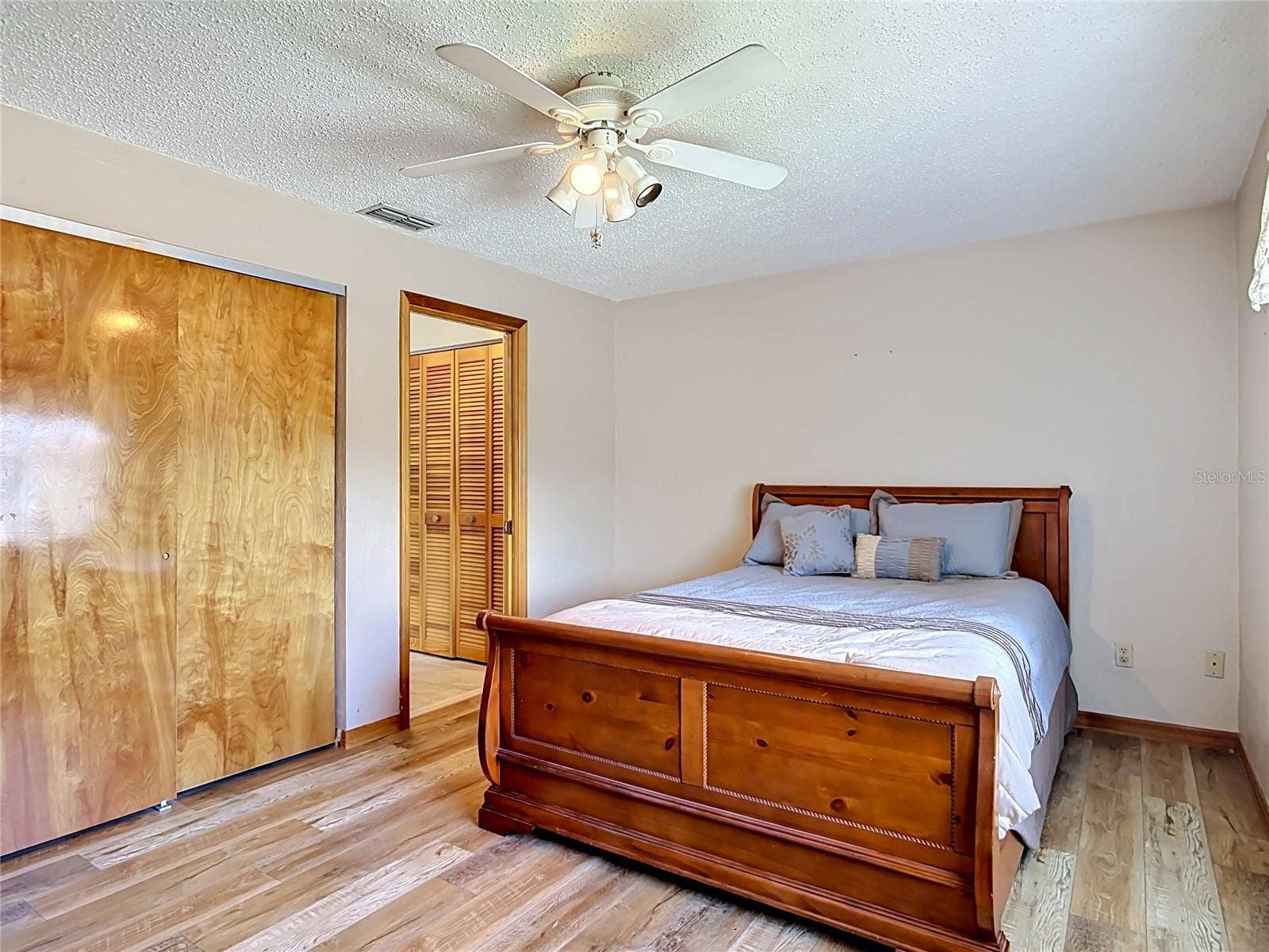 910 BIG TREE ROAD, #12-4, South Daytona, FL 32119 910 BIG TREE ROAD, #12-4, South Daytona, FL 32119