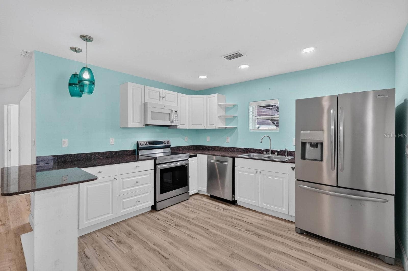 2005 SCHULTE AVENUE, Daytona Beach, FL 32118