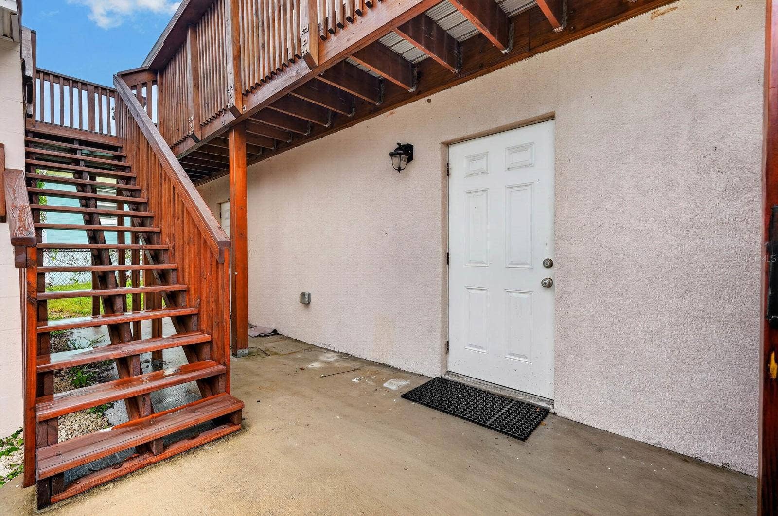 2005 SCHULTE AVENUE, Daytona Beach, FL 32118