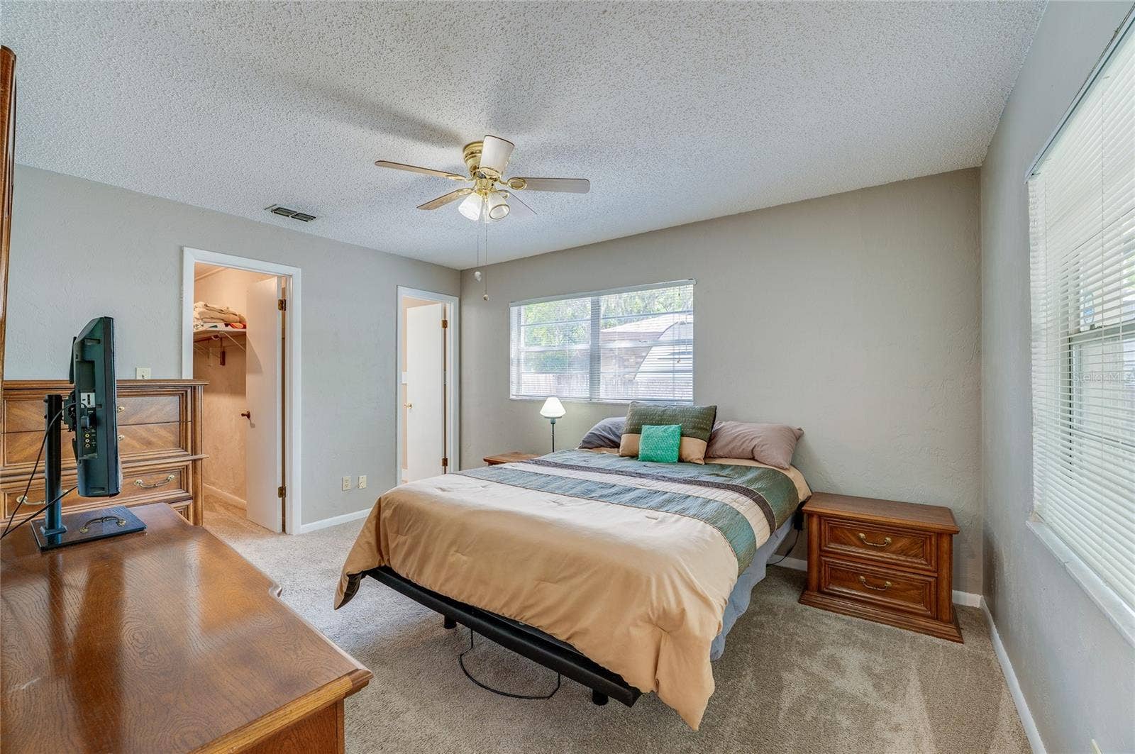 667 GEORGE MILLER CIRCLE, Port Orange, FL 32127 Primary bedroom