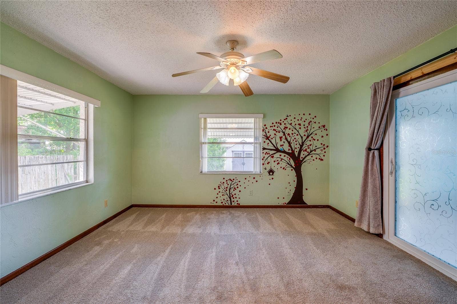 667 GEORGE MILLER CIRCLE, Port Orange, FL 32127 Flex room