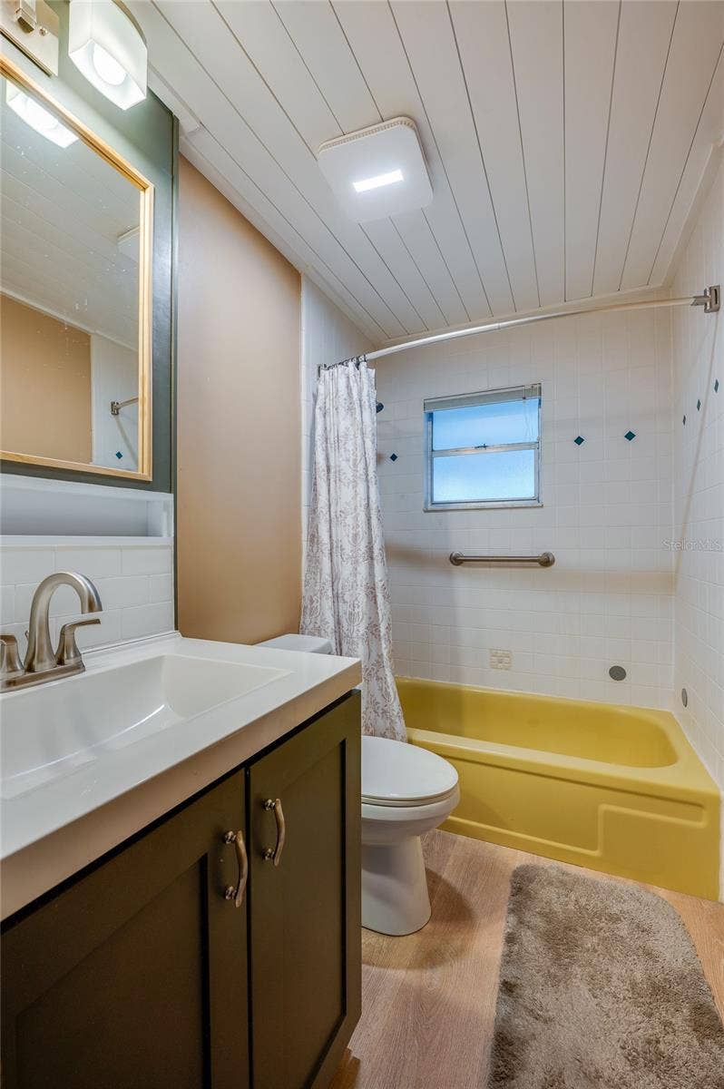 667 GEORGE MILLER CIRCLE, Port Orange, FL 32127 Guest bathroom