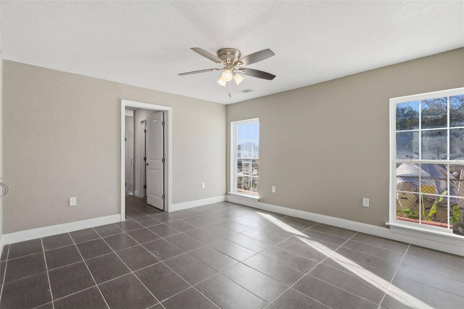 5414 RIVERSIDE DRIVE, Port Orange, FL 32127 5414 RIVERSIDE DRIVE, Port Orange, FL 32127