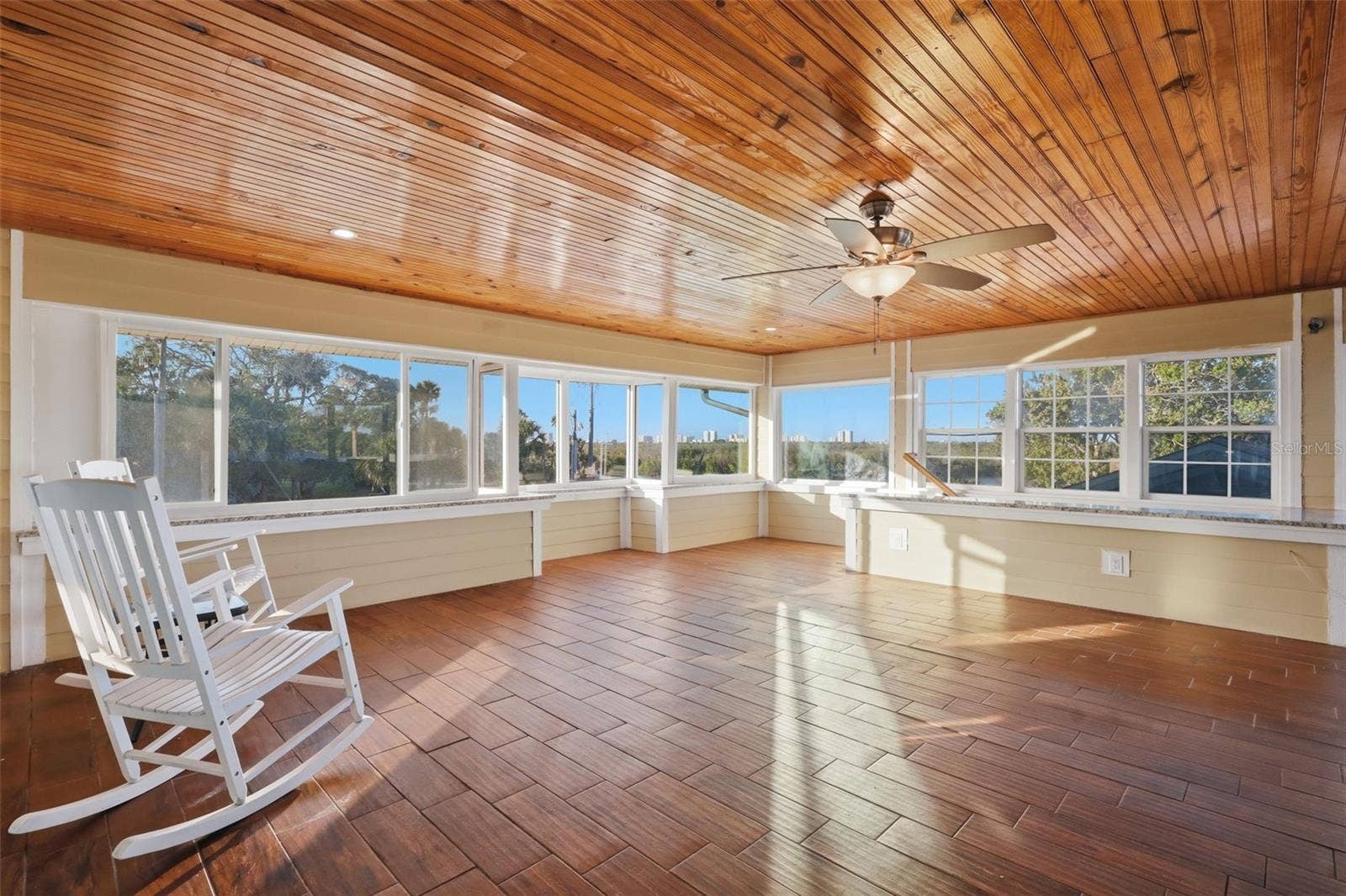 5414 RIVERSIDE DRIVE, Port Orange, FL 32127 Sunroom with Halifax River Views