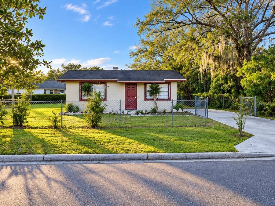 Property photo for 1112/1114 S BAY AVENUE, Sanford, FL