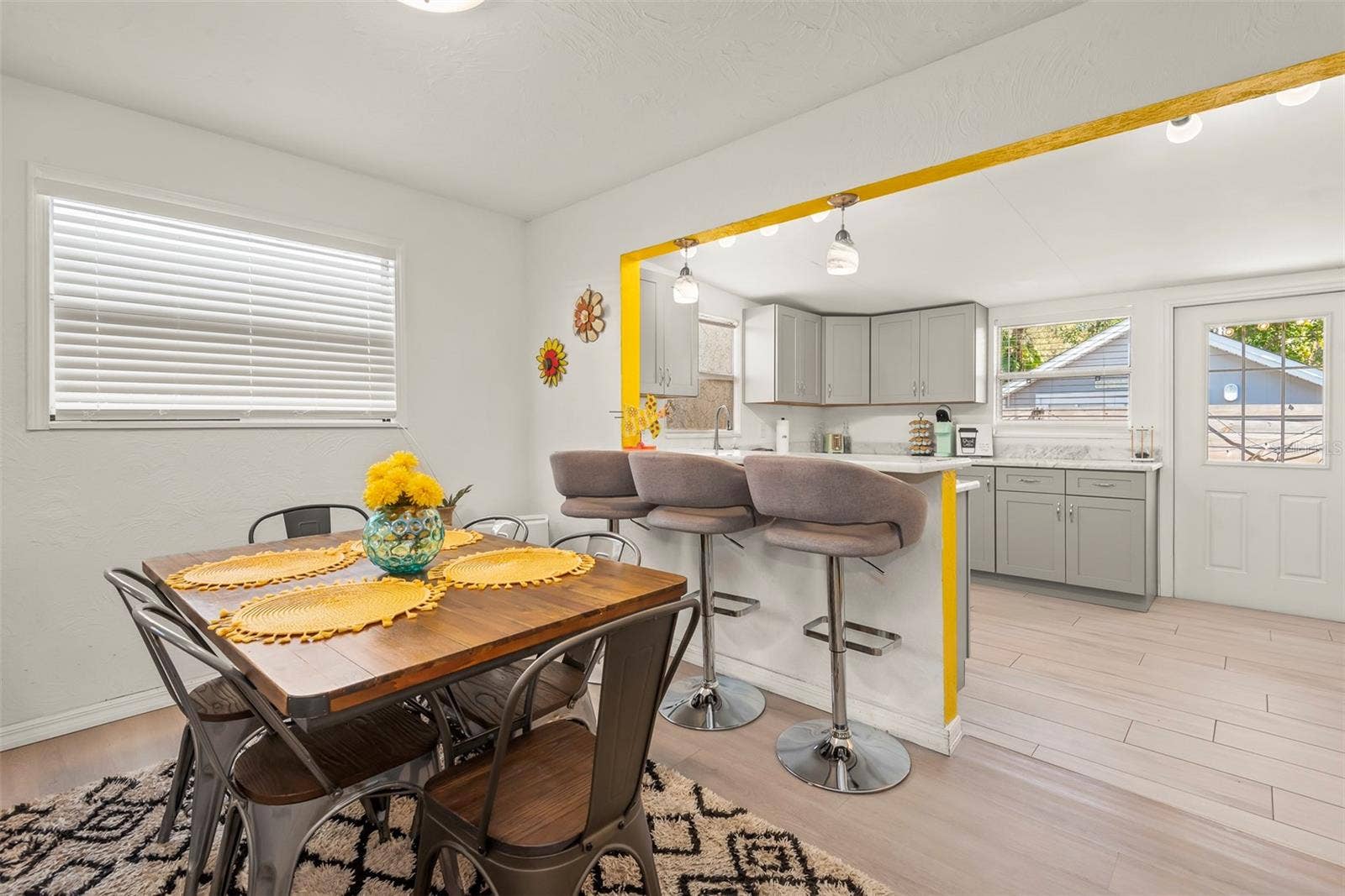 5125 ISABELLE AVENUE, Port Orange, FL 32127 5125 ISABELLE AVENUE, Port Orange, FL 32127