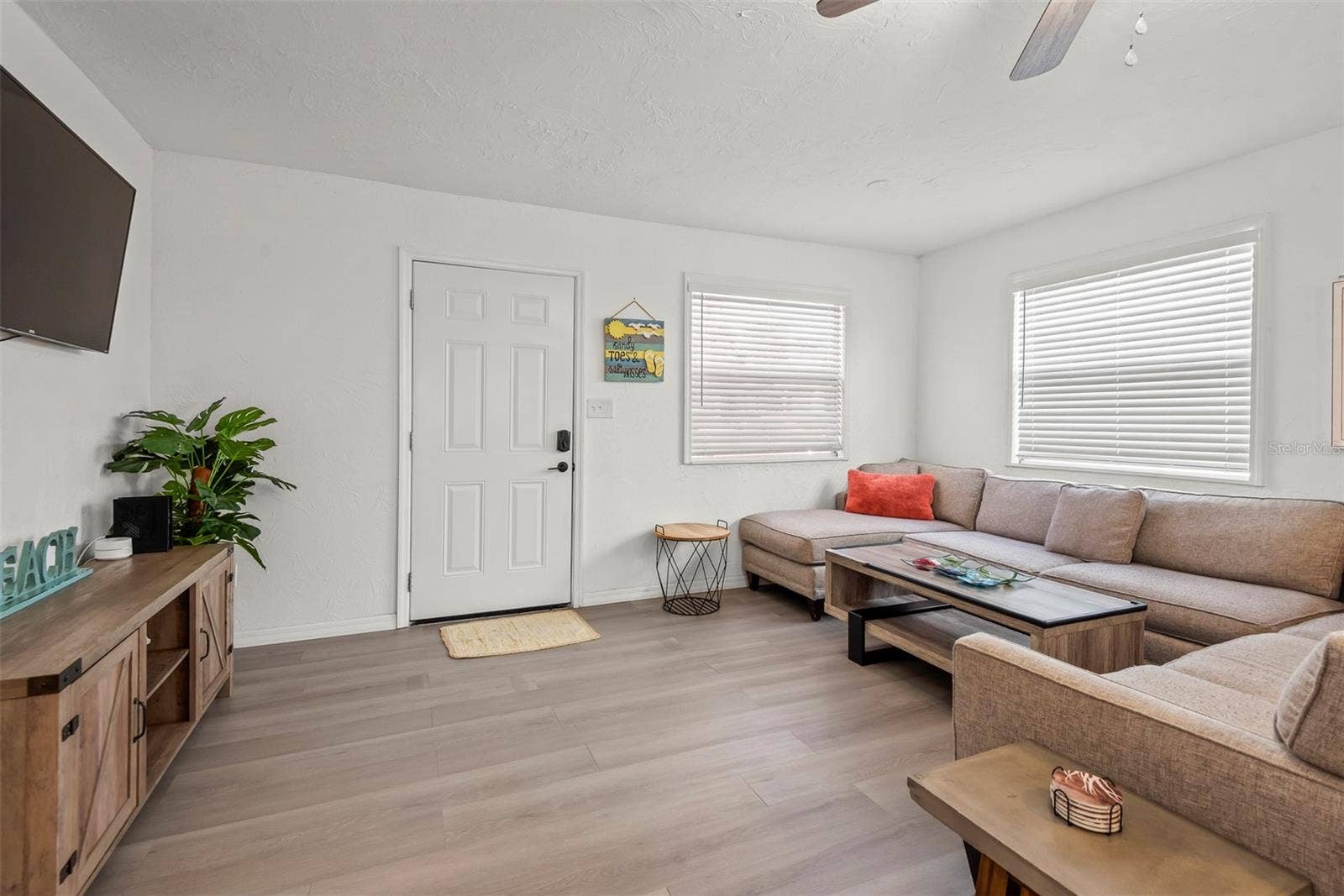 5125 ISABELLE AVENUE, Port Orange, FL 32127 5125 ISABELLE AVENUE, Port Orange, FL 32127