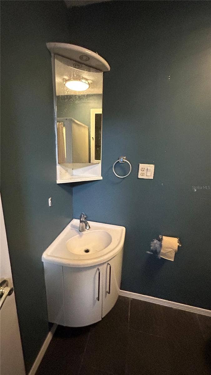 721 MCGREGOR ROAD, Deland, FL 32720 Flex Space Bath