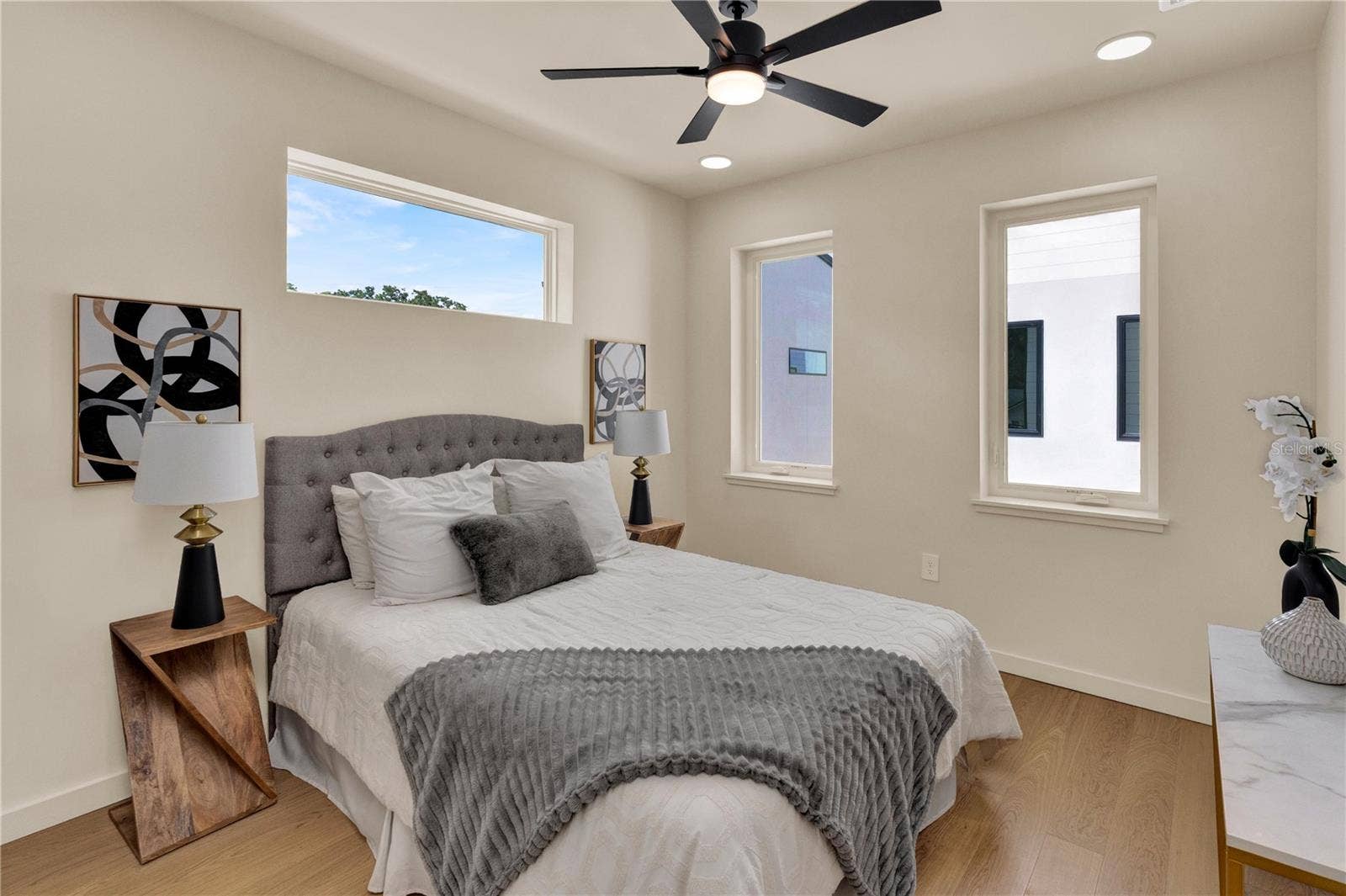 102 W PRINCETON STREET, Orlando, FL 32804 102 W PRINCETON STREET, Orlando, FL 32804