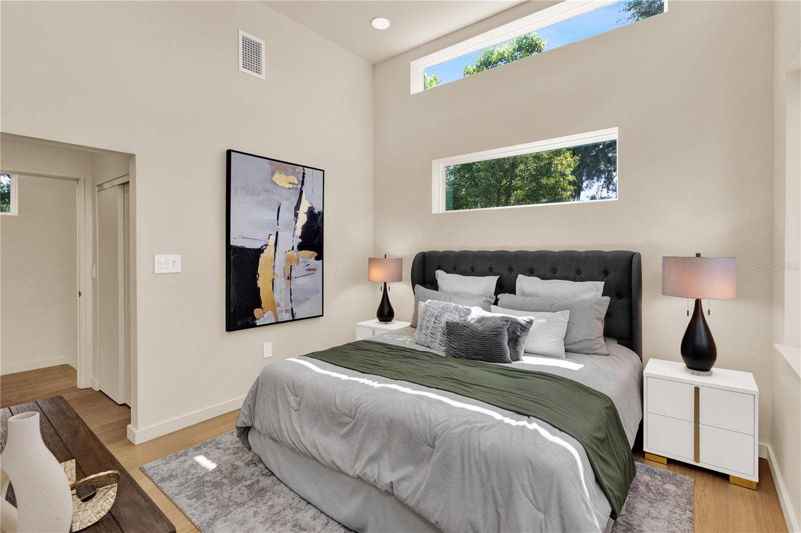 102 W PRINCETON STREET, Orlando, FL 32804 102 W PRINCETON STREET, Orlando, FL 32804