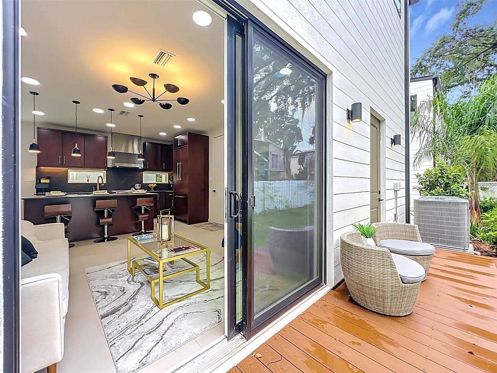 102 W PRINCETON STREET, Orlando, FL 32804 Outdoor Living