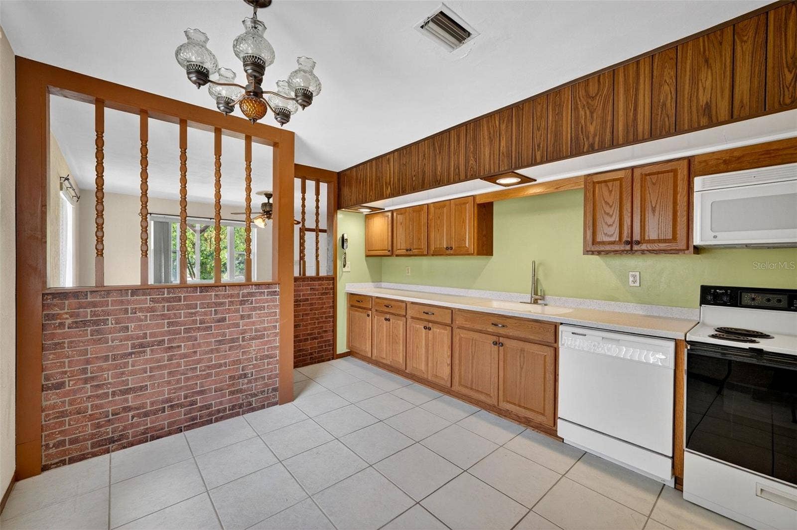 1961 CAROLINA AVENUE, Ormond Beach, FL 32174 1961 CAROLINA AVENUE, Ormond Beach, FL 32174