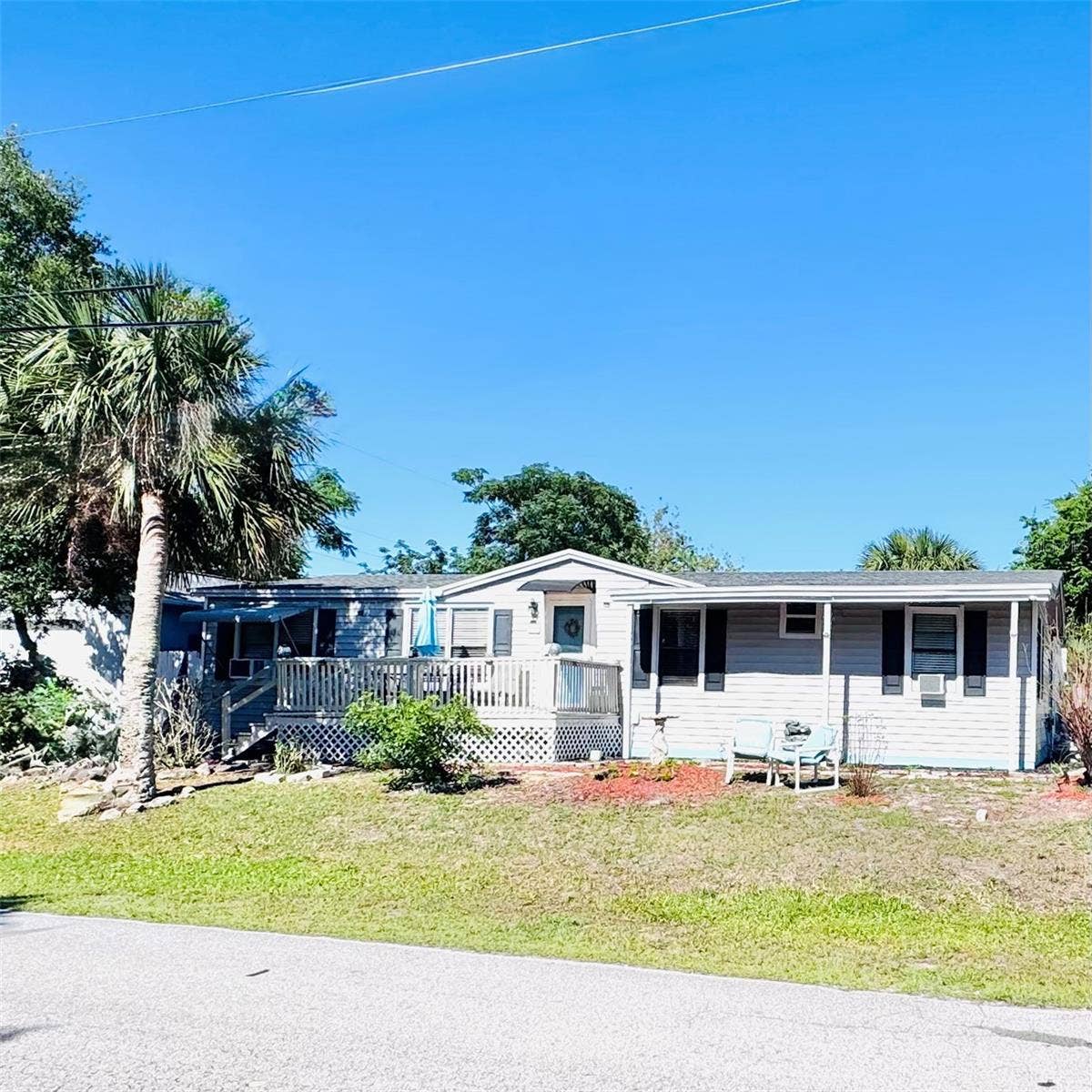 1301 AVENUE D, Ormond Beach, FL 32174 Corner lot