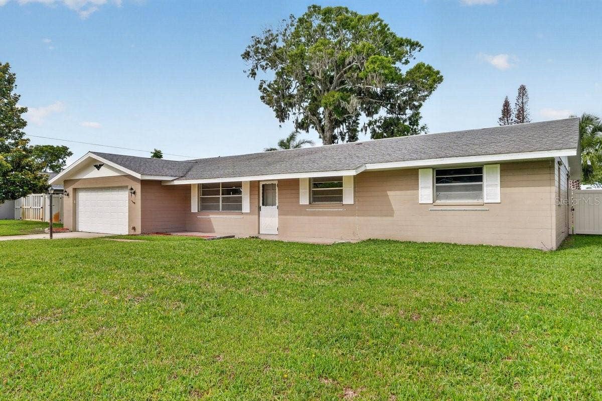 2342 CITRUS AVENUE, South Daytona, FL 32119 2342 CITRUS AVENUE, South Daytona, FL 32119