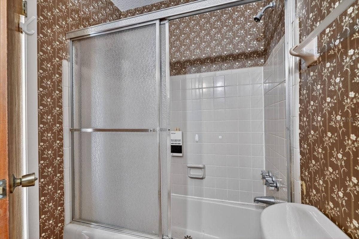 2342 CITRUS AVENUE, South Daytona, FL 32119 2342 CITRUS AVENUE, South Daytona, FL 32119