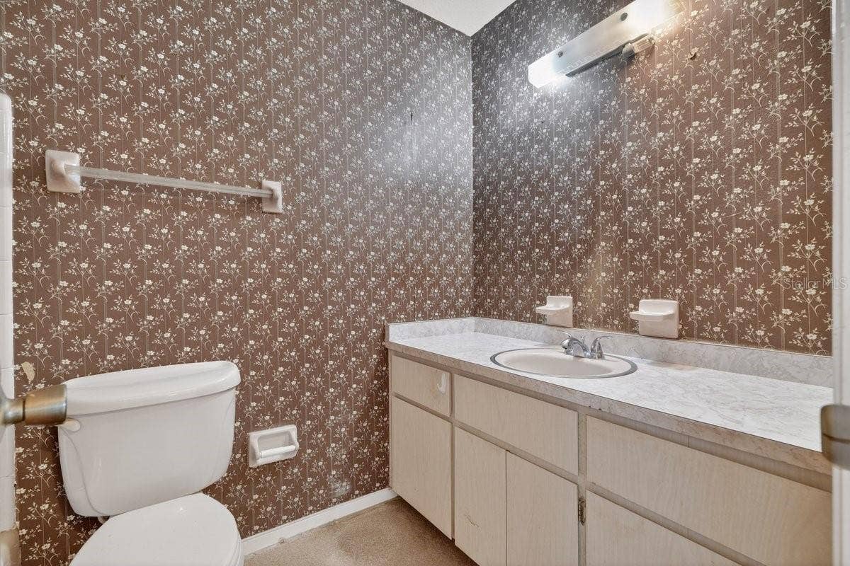 2342 CITRUS AVENUE, South Daytona, FL 32119 2342 CITRUS AVENUE, South Daytona, FL 32119