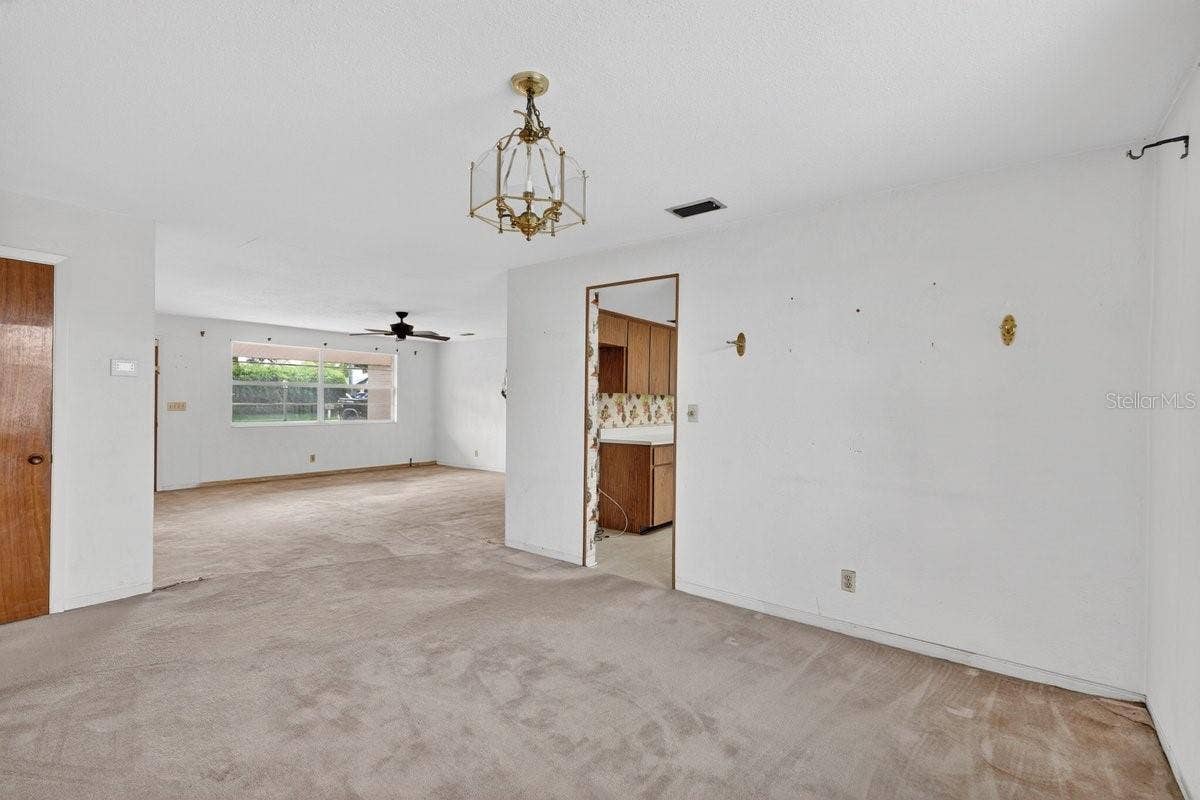 2342 CITRUS AVENUE, South Daytona, FL 32119 2342 CITRUS AVENUE, South Daytona, FL 32119