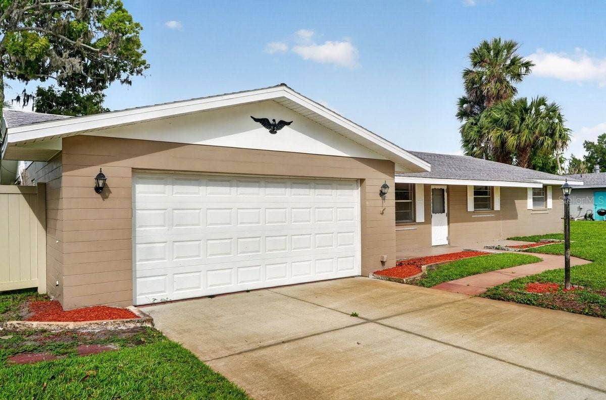 2342 CITRUS AVENUE, South Daytona, FL 32119 2342 CITRUS AVENUE, South Daytona, FL 32119