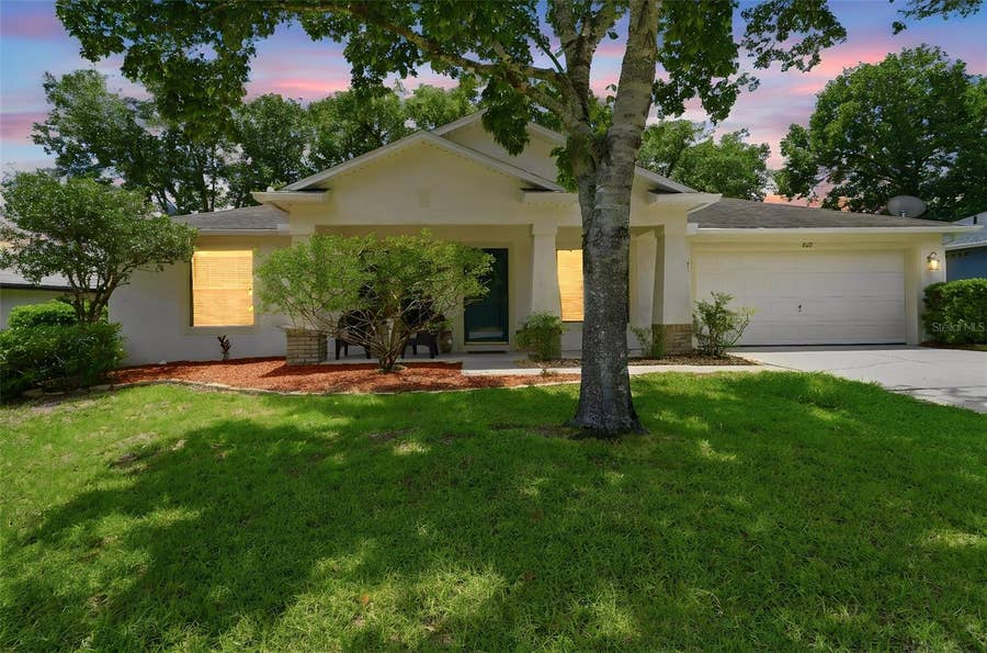 Property photo for 812 BENTON LAKE DRIVE S, DeLand, FL