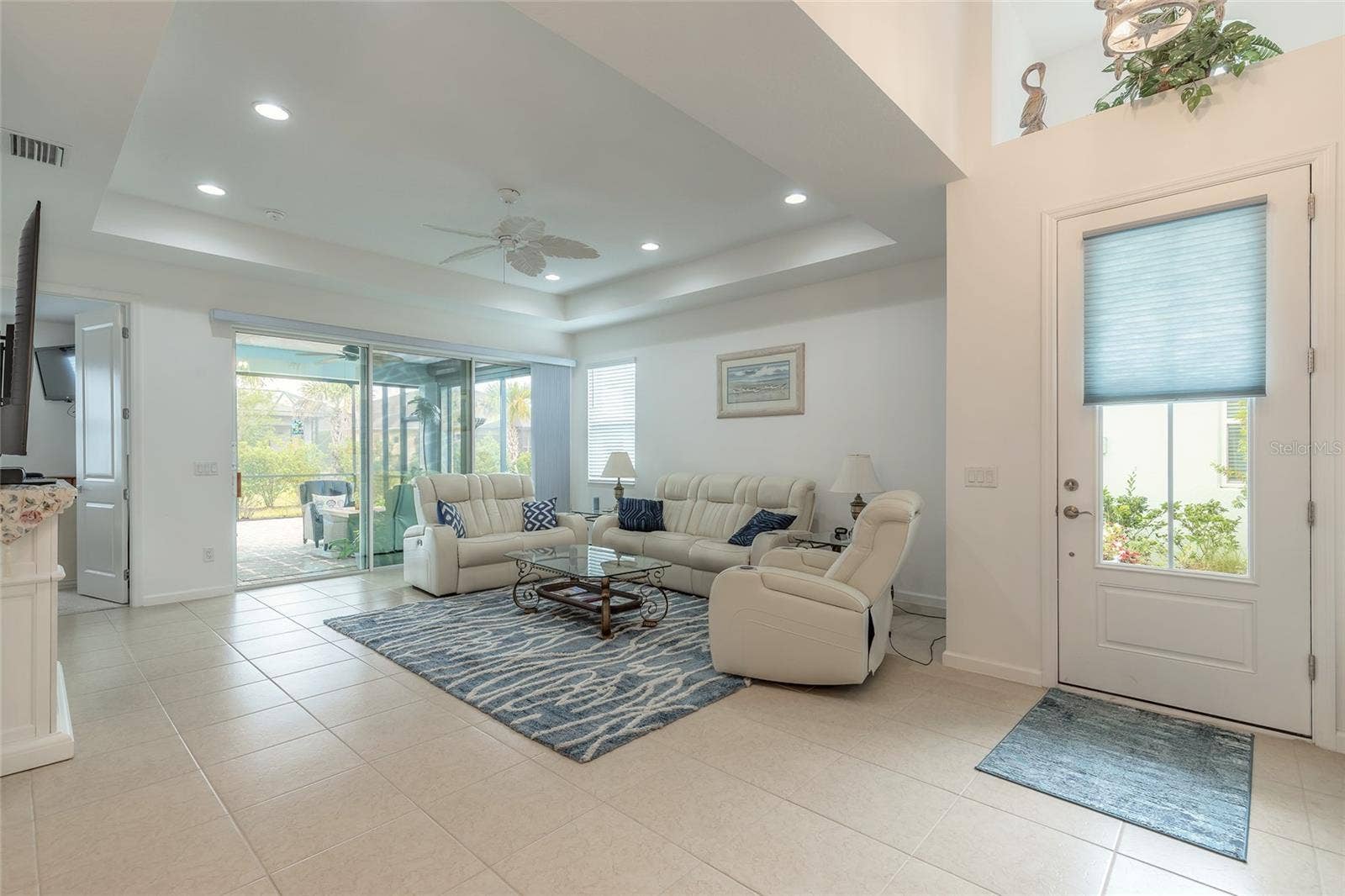 230 SAND BAR LANE, Daytona Beach, FL 32124 Has tray ceilings