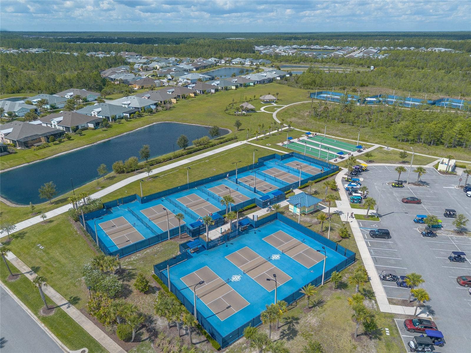 230 SAND BAR LANE, Daytona Beach, FL 32124 Pickleball Courts