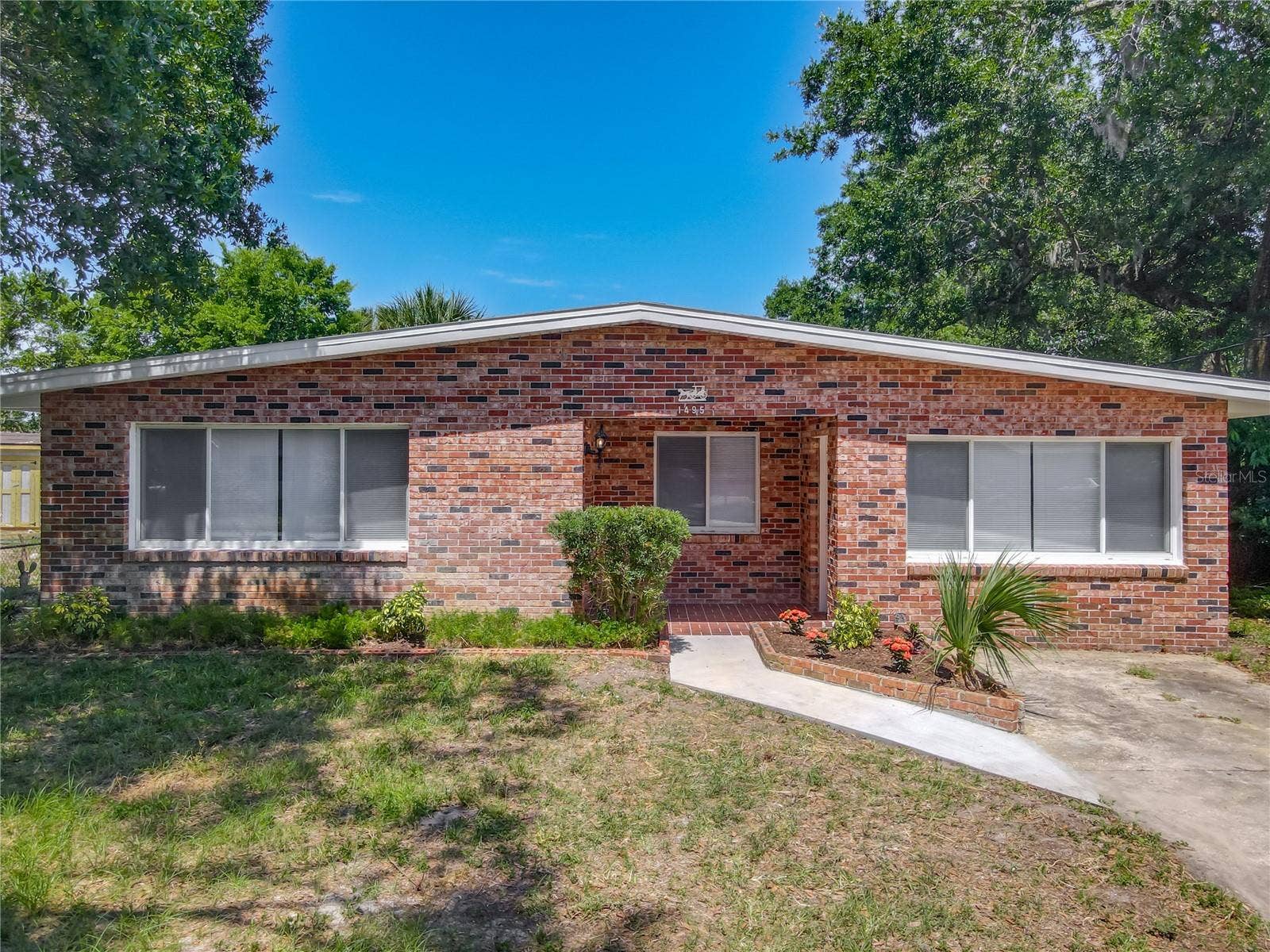 1495 GRANADA AVENUE, Daytona Beach, FL 32117 1495 Granada Avenue