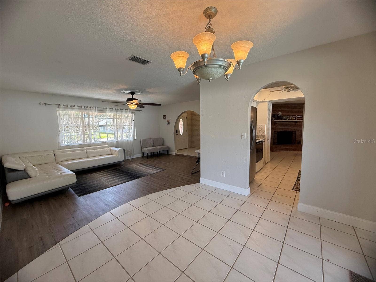 409 NEEDLES DRIVE, Port Orange, FL 32127 409 NEEDLES DRIVE, Port Orange, FL 32127