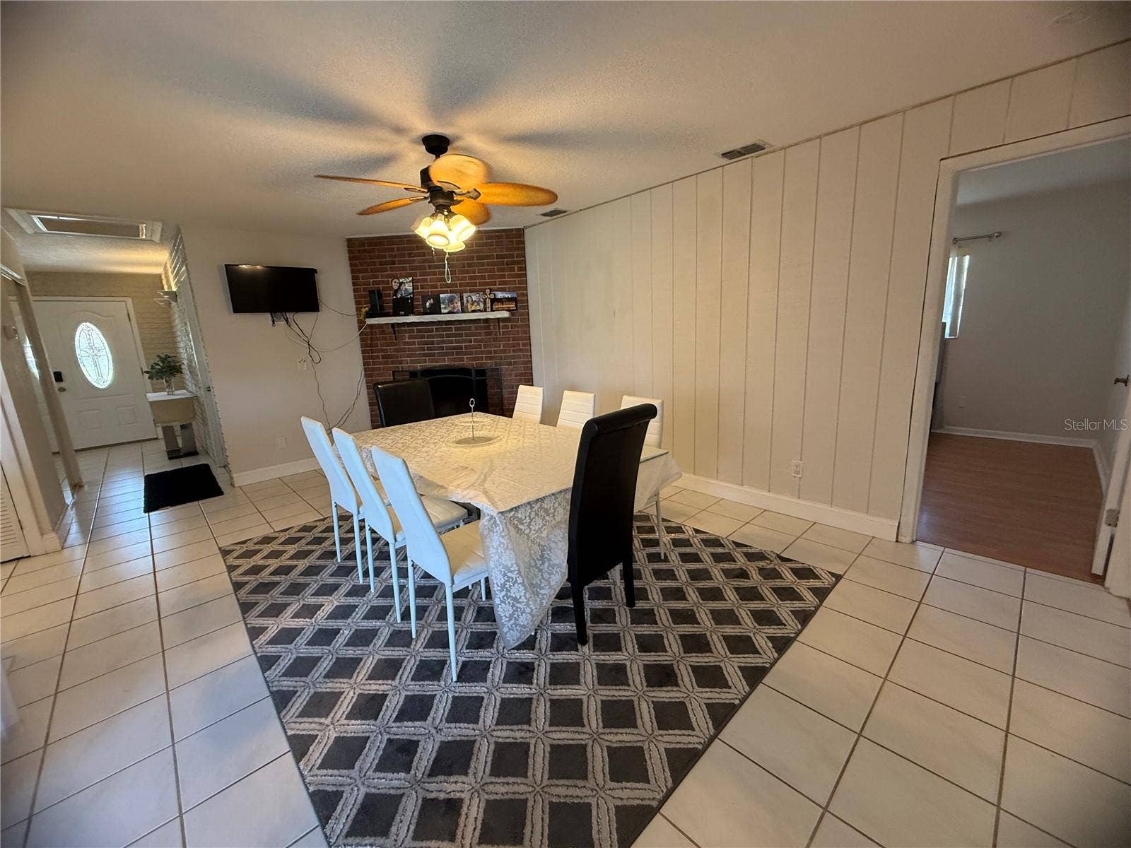 409 NEEDLES DRIVE, Port Orange, FL 32127 409 NEEDLES DRIVE, Port Orange, FL 32127