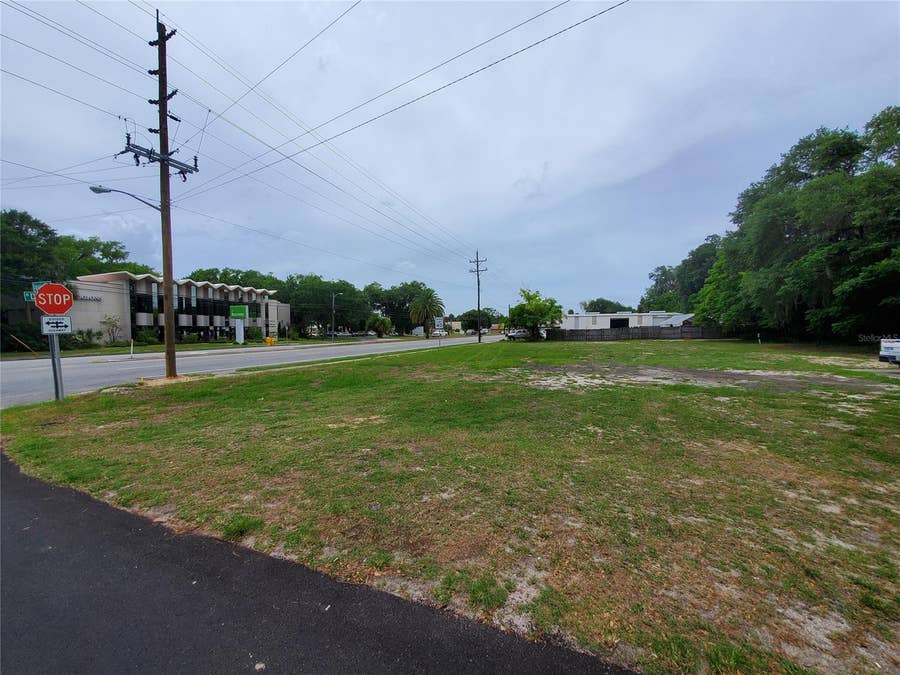 Property photo for 903 N DIXIE FREEWAY, New Smyrna Beach, FL