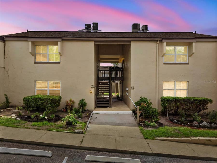 Property photo for 424 WINDMEADOWS STREET, #424, Altamonte Springs, FL