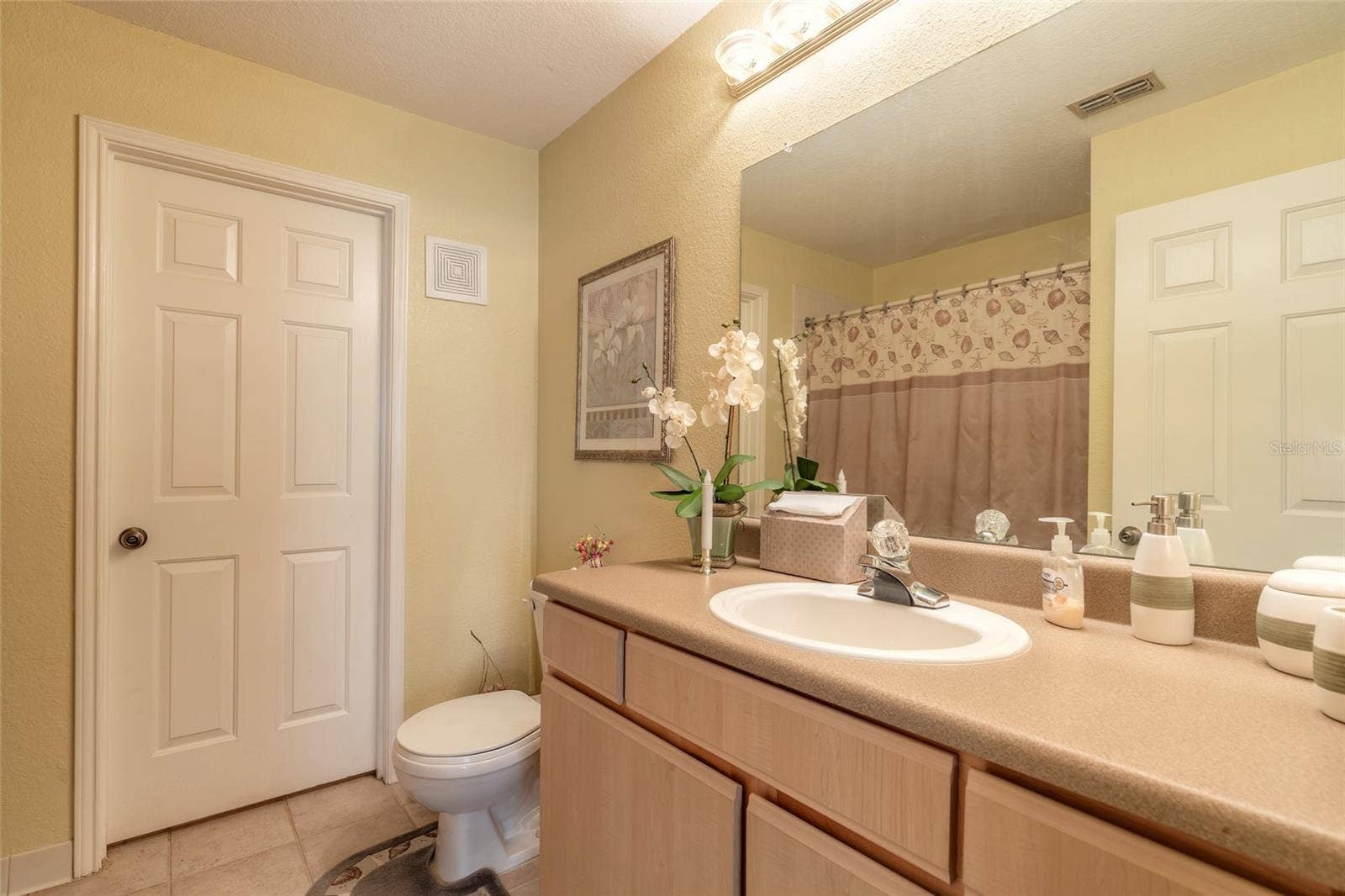 940 VILLAGE TRAIL, #2-208, Port Orange, FL 32127 940 VILLAGE TRAIL, #2-208, Port Orange, FL 32127