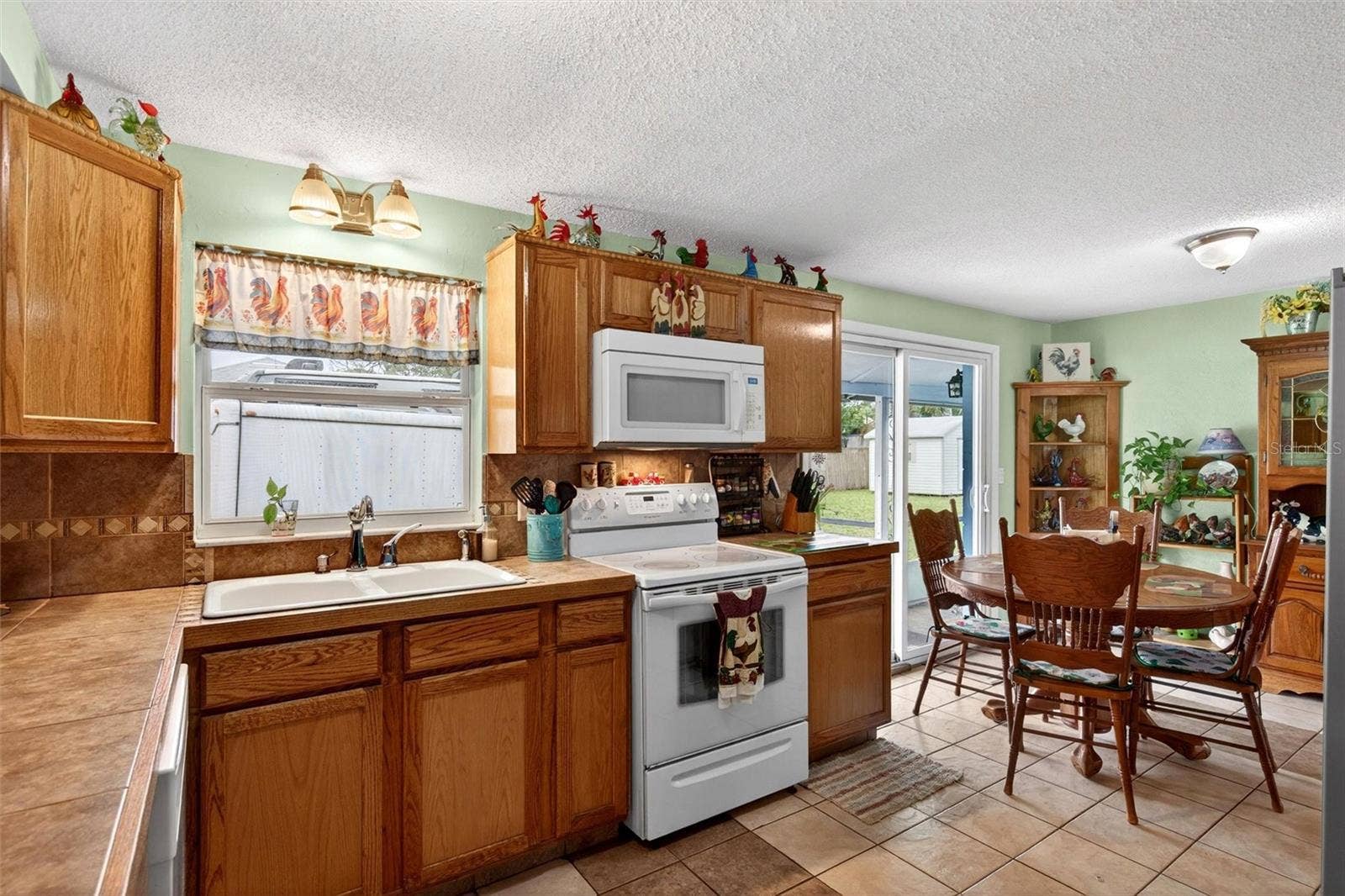 201 POINCIANA AVENUE, Port Orange, FL 32127 201 POINCIANA AVENUE, Port Orange, FL 32127