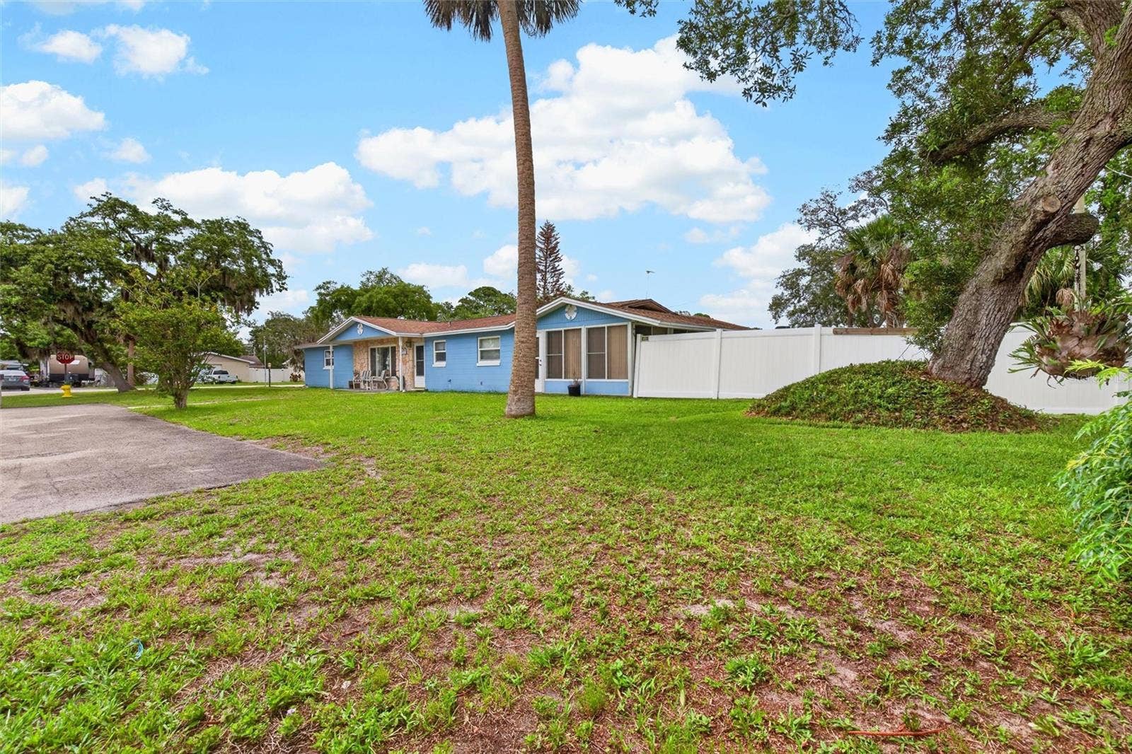 201 POINCIANA AVENUE, Port Orange, FL 32127 201 POINCIANA AVENUE, Port Orange, FL 32127