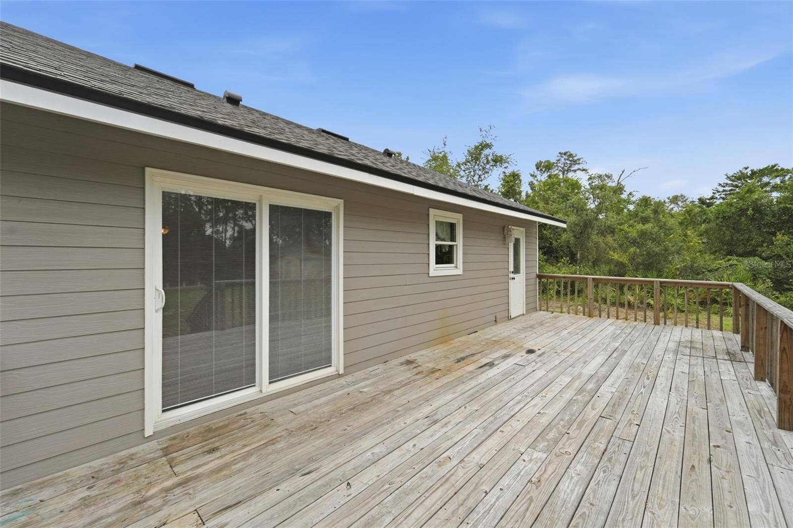 41707 ASPEN ST, Eustis, FL 32736 Back porch