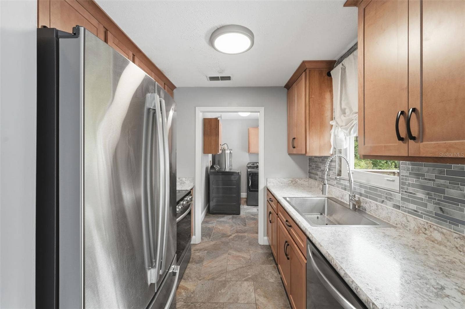 41707 ASPEN ST, Eustis, FL 32736 Kitchen