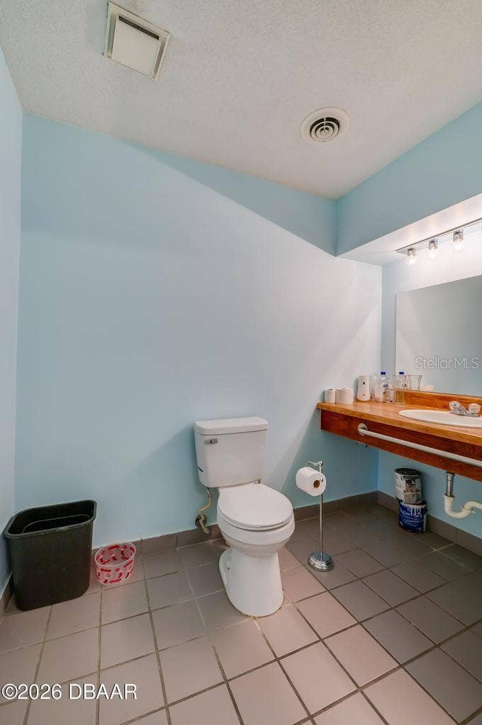 2763 S RIDGEWOOD AVENUE, South Daytona, FL 32119 2763 S RIDGEWOOD AVENUE, South Daytona, FL 32119