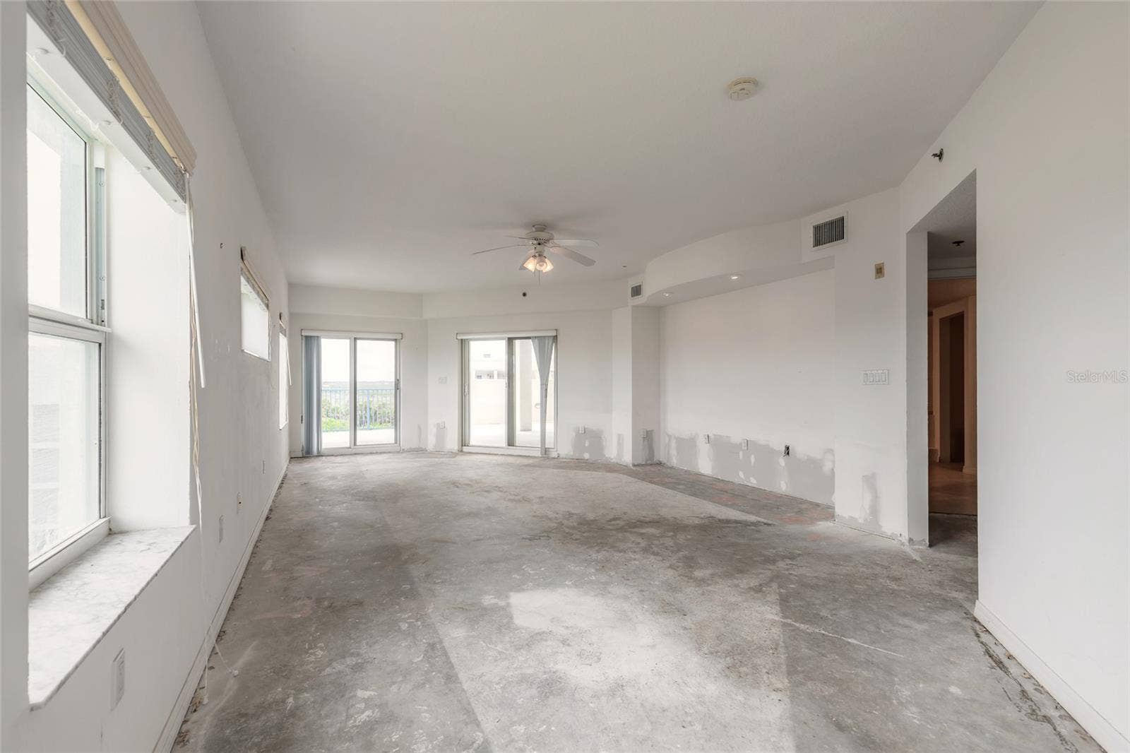 5300 S ATLANTIC AVENUE, #3-605, New Smyrna Beach, FL 32169 Primary Suite