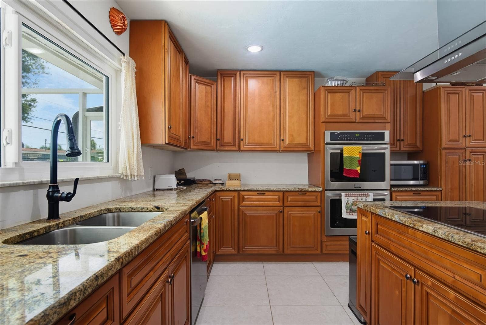 33 SANDCASTLE DRIVE, Ormond Beach, FL 32176 33 SANDCASTLE DRIVE, Ormond Beach, FL 32176