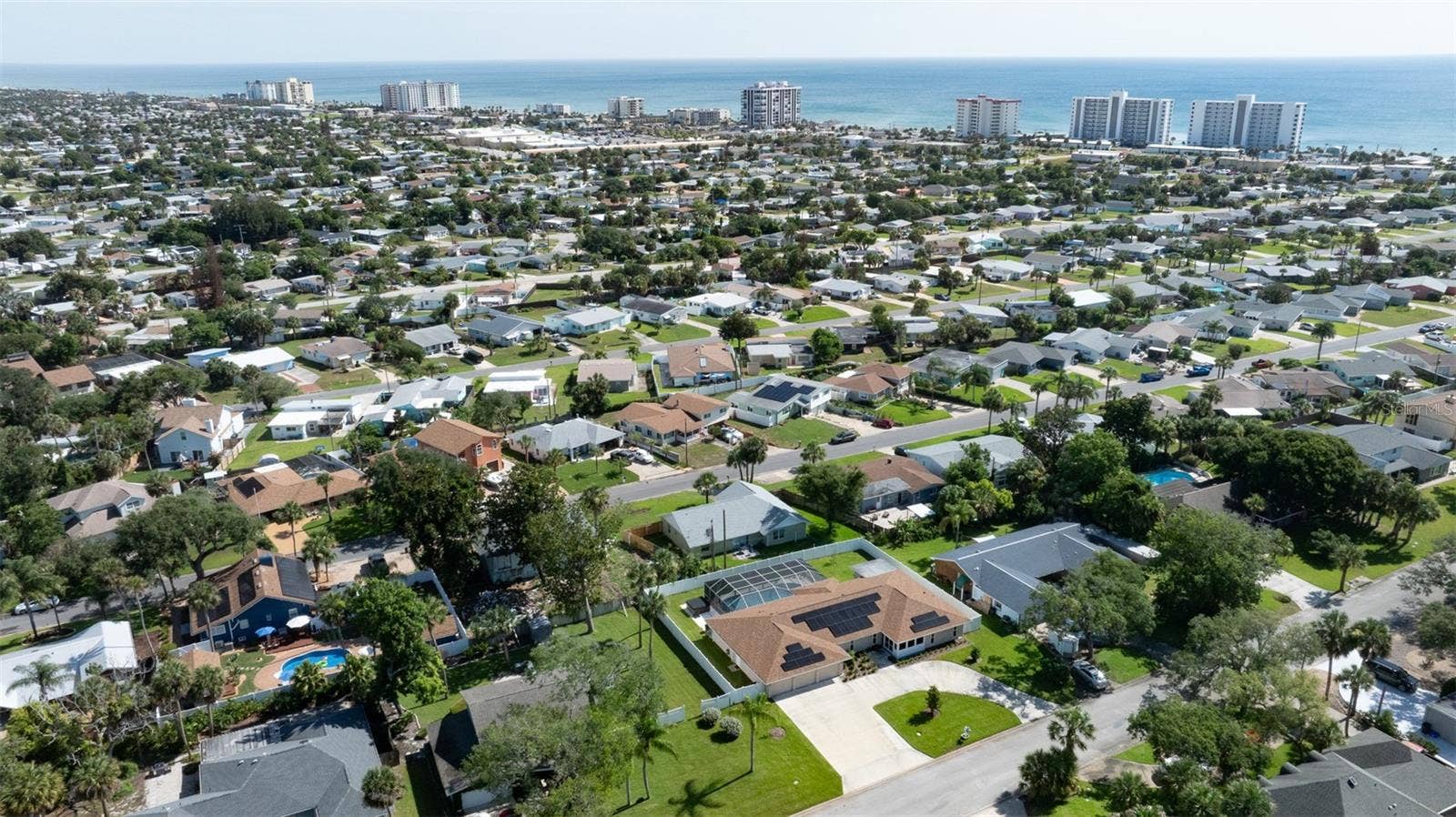 33 SANDCASTLE DRIVE, Ormond Beach, FL 32176 33 SANDCASTLE DRIVE, Ormond Beach, FL 32176