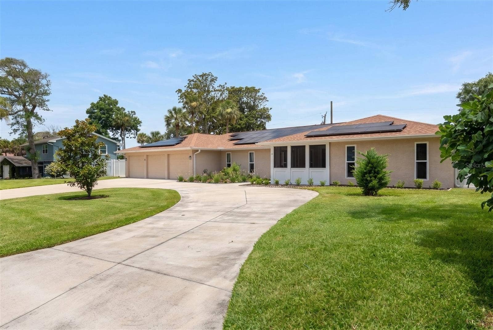 33 SANDCASTLE DRIVE, Ormond Beach, FL 32176 33 SANDCASTLE DRIVE, Ormond Beach, FL 32176