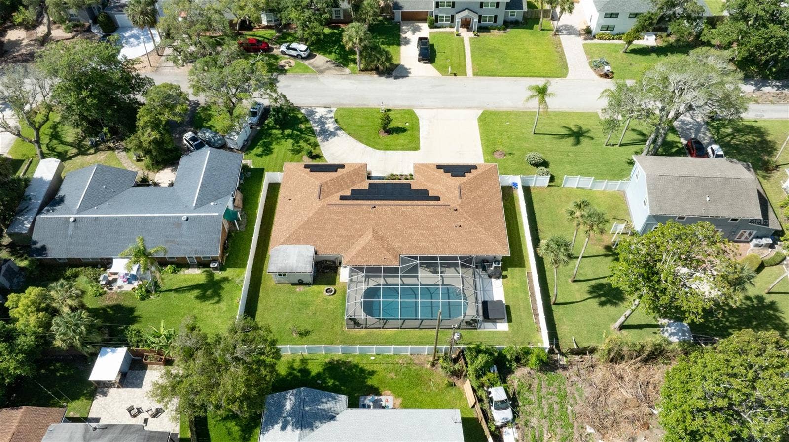 33 SANDCASTLE DRIVE, Ormond Beach, FL 32176 33 SANDCASTLE DRIVE, Ormond Beach, FL 32176