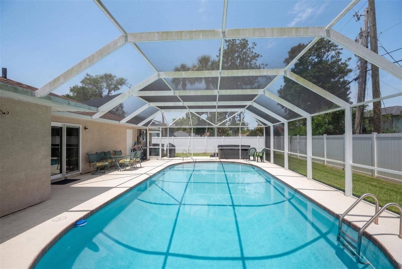 33 SANDCASTLE DRIVE, Ormond Beach, FL 32176 33 SANDCASTLE DRIVE, Ormond Beach, FL 32176