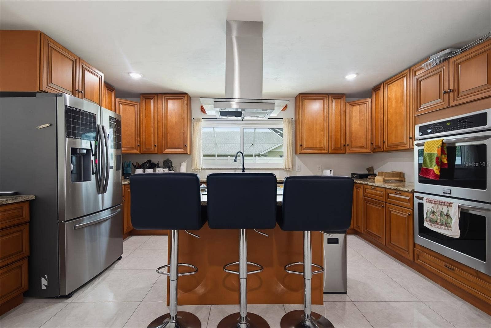 33 SANDCASTLE DRIVE, Ormond Beach, FL 32176 33 SANDCASTLE DRIVE, Ormond Beach, FL 32176