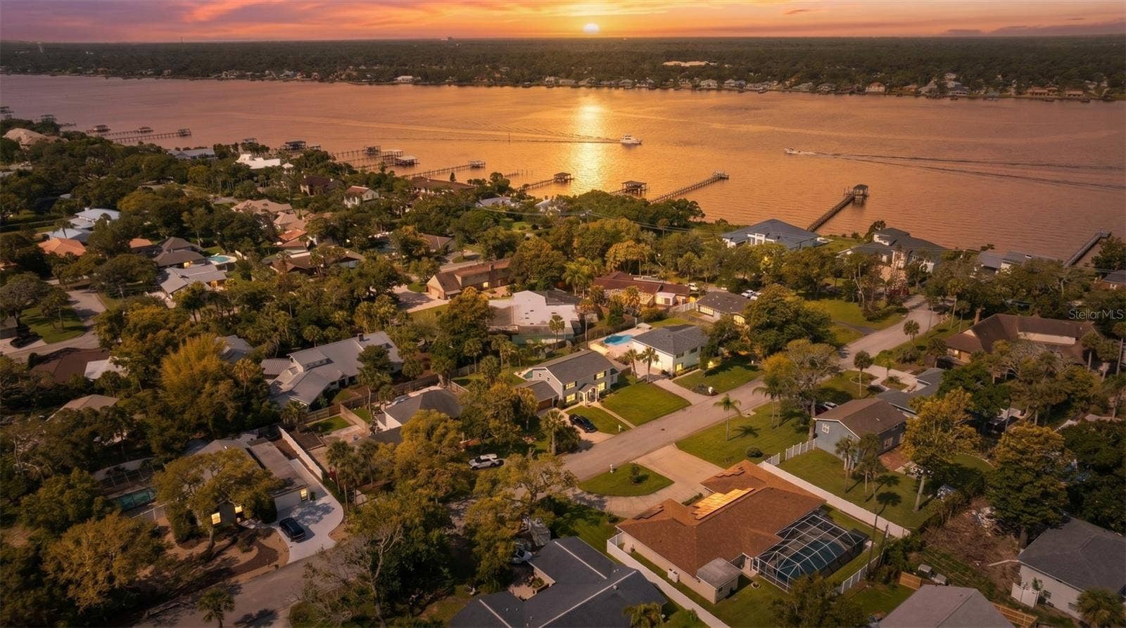 33 SANDCASTLE DRIVE, Ormond Beach, FL 32176 33 SANDCASTLE DRIVE, Ormond Beach, FL 32176