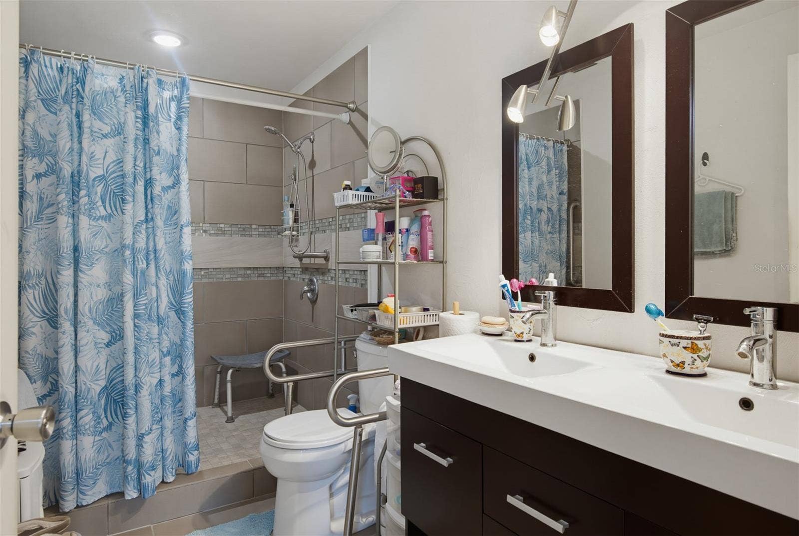33 SANDCASTLE DRIVE, Ormond Beach, FL 32176 Primary Bathroom