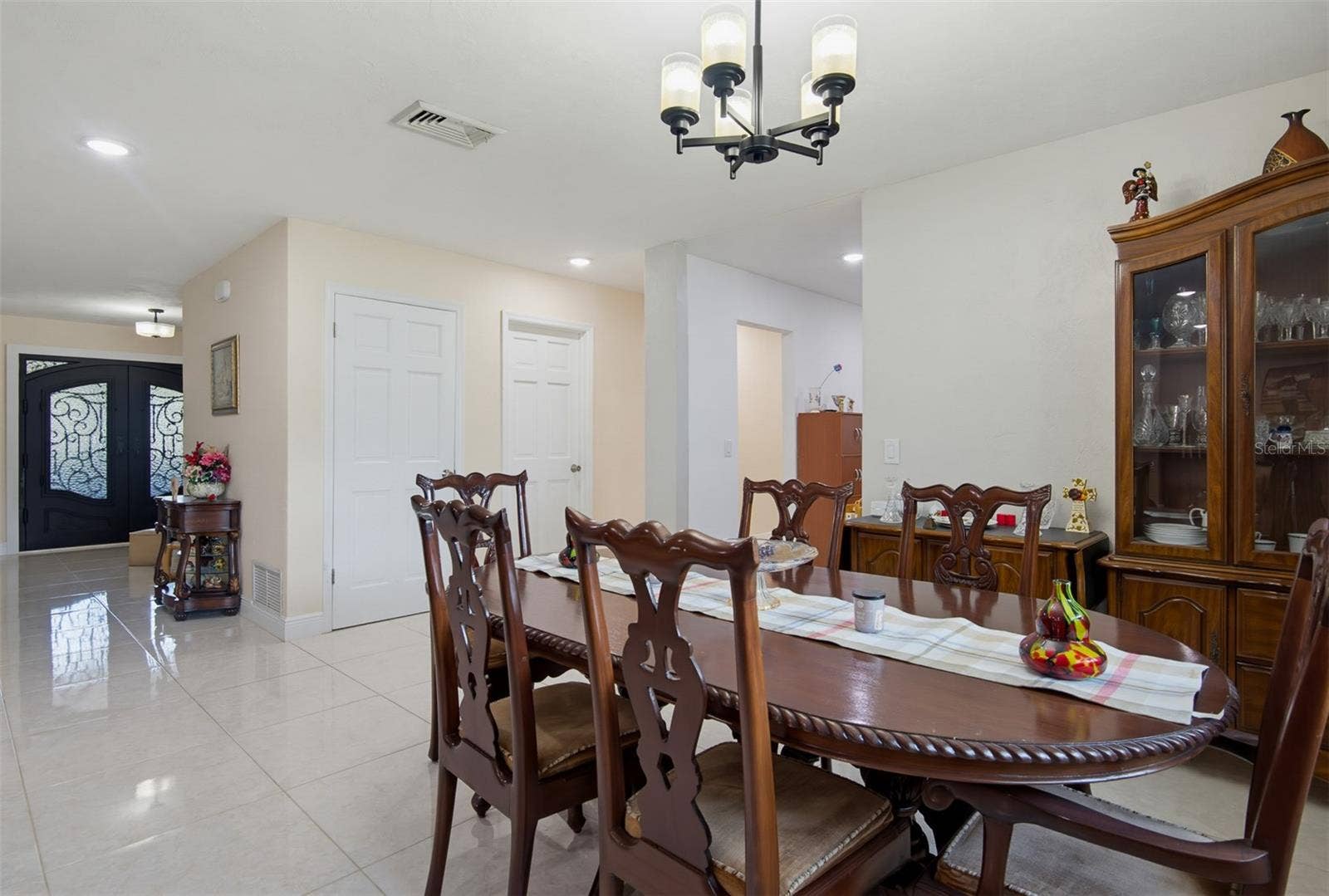 33 SANDCASTLE DRIVE, Ormond Beach, FL 32176 33 SANDCASTLE DRIVE, Ormond Beach, FL 32176