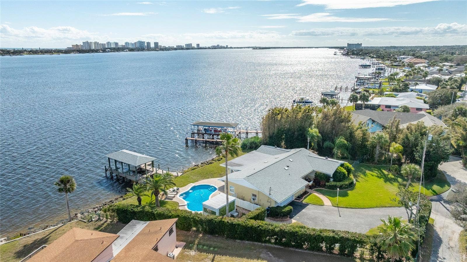 130 REEF ROAD, South Daytona, FL 32119 130 REEF ROAD, South Daytona, FL 32119