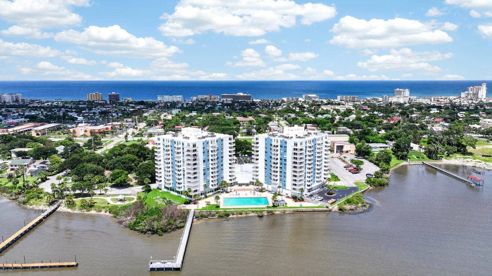 925 N HALIFAX AVENUE, #403, Daytona Beach, FL 32118 925 N HALIFAX AVENUE, #403, Daytona Beach, FL 32118