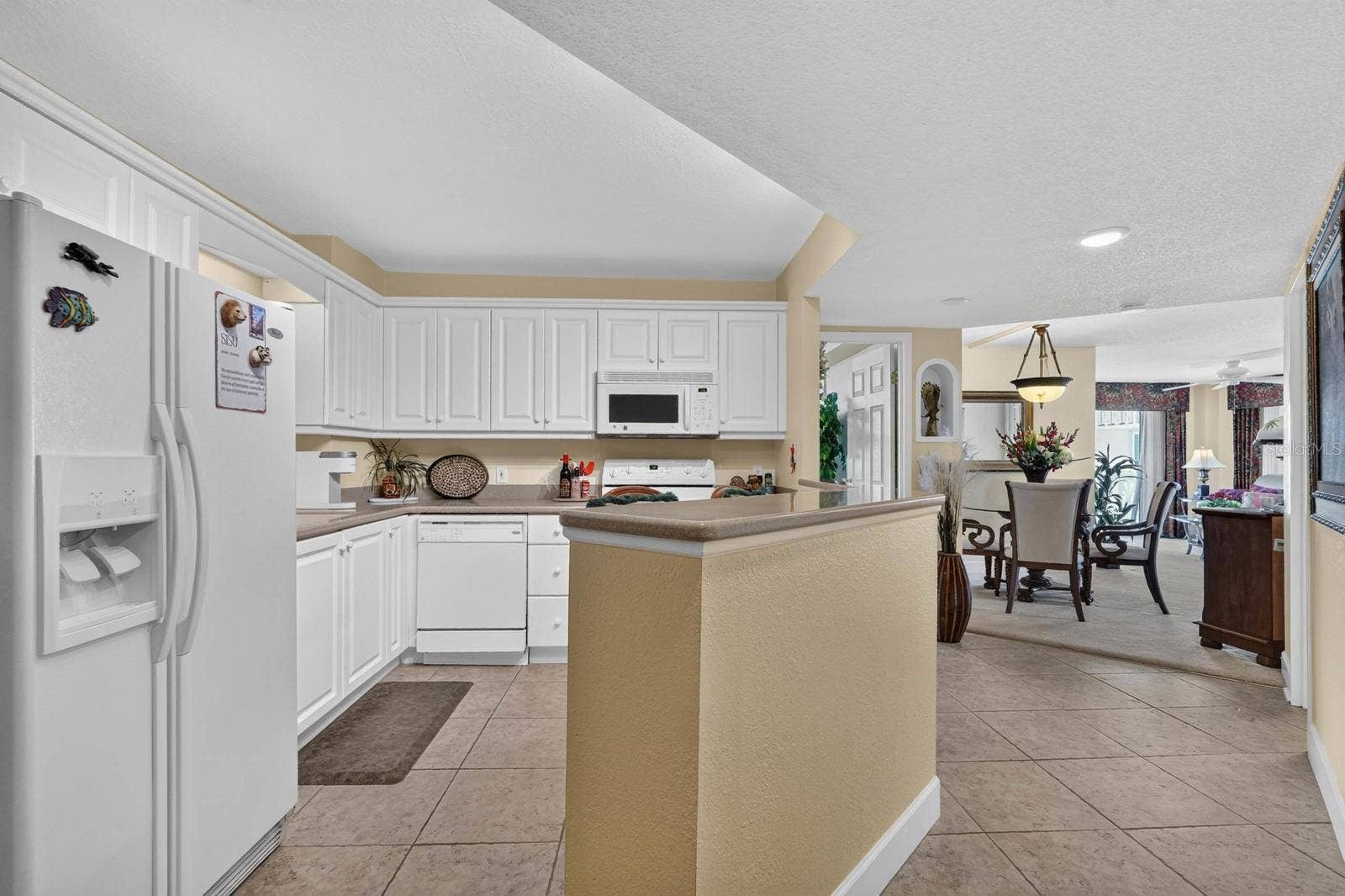 925 N HALIFAX AVENUE, #403, Daytona Beach, FL 32118 925 N HALIFAX AVENUE, #403, Daytona Beach, FL 32118